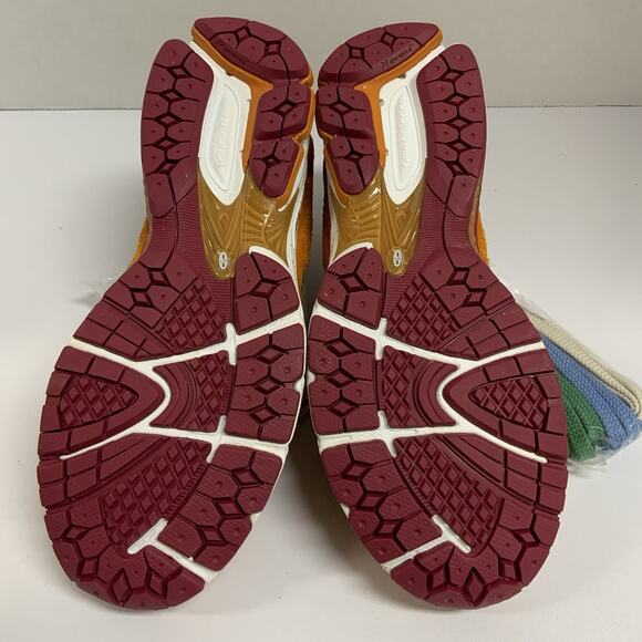 New Balance 2002R Salehe Bembury Peace Be The Journey ML2002R1 Size 10.5 Orange main image 5